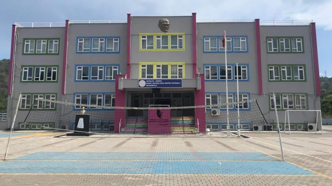 Hakkı Saygan Hacı Hafize Saygan-3 Ortaokulu Fotoğrafı